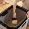 Kačių tualetas Rotho Biala XL Cappuccino – plastikinis padėklas su anglies filtru ir pakabinimo anga, 499×614×576 mm, 2,5 kg