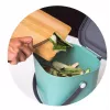 Rotho Albula stačiakampis plastikinis atliekų konteineris 6 l, iš perdirbto plastiko, tamsiai žalias, su kabyklos anga
