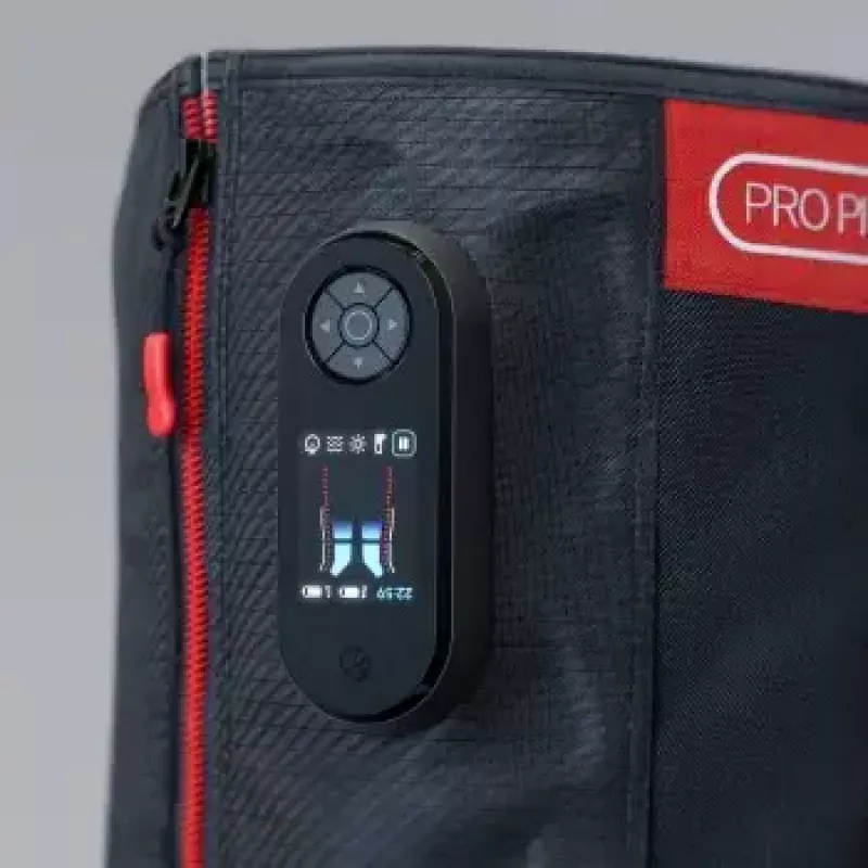 Kompresiniai batai Therabody Recovery Air Jetboots Pro Plus — pilno ilgio, Regular, pneumatiniai 20–100 mmHg, vibracija, LCD, įkraunami
