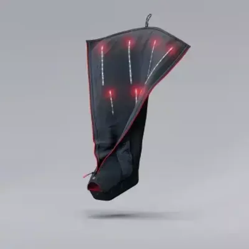 Kompresiniai batai Therabody Recovery Air Jetboots Pro Plus — pilno ilgio, Regular, pneumatiniai 20–100 mmHg, vibracija, LCD, įkraunami