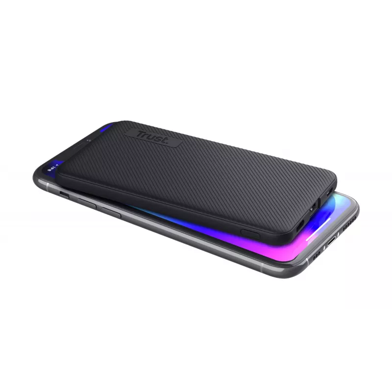 Trust Primo 5000 mAh juoda – itin plona nešiojama baterija