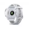 Išmanusis laikrodis GARMIN Forerunner 965 — 47 mm titano korpusas, 1,4 colio AMOLED, 32 GB, 23 dienų baterija, GPS/GLONASS/Galileo, balta silikoninė juosta