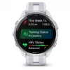 Išmanusis laikrodis GARMIN Forerunner 965 — 47 mm titano korpusas, 1,4 colio AMOLED, 32 GB, 23 dienų baterija, GPS/GLONASS/Galileo, balta silikoninė juosta