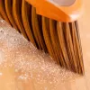 VILEDA 136082 Šluota su minkštais/kietais plastikiniais šereliais ir rankena, bronzinė