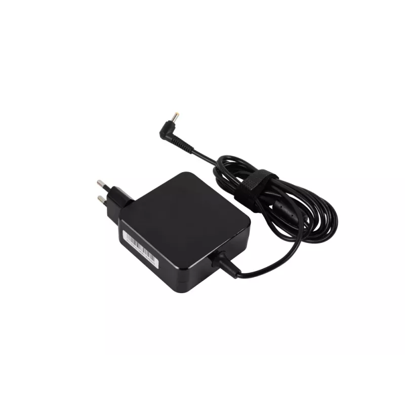 GREEN CELL Universalus 65W maitinimo adapteris / inverteris juodas
