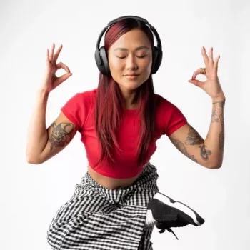 Ausinės Skullcandy Crusher Evo – belaidės ir laidinės, ausinės ant galvos, Bluetooth 5.0, 40 h baterija, USB-C, 3,5 mm, sulankstomos, juodos