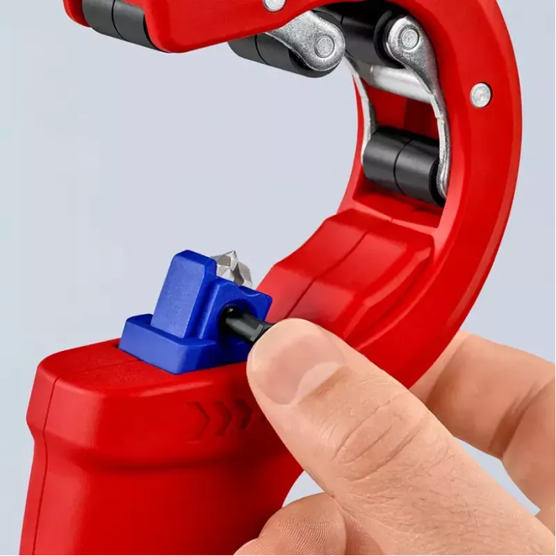 Vamzdžių pjaustytuvas Knipex 90 23 01 BK plieninis peilis, plastikinė rankena, 165 mm