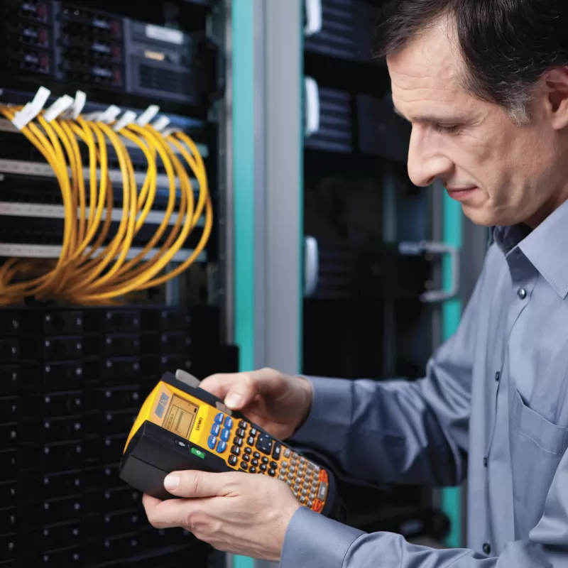 DYMO Rhino 5200 pramoninis etikečių spausdintuvas su dėklu