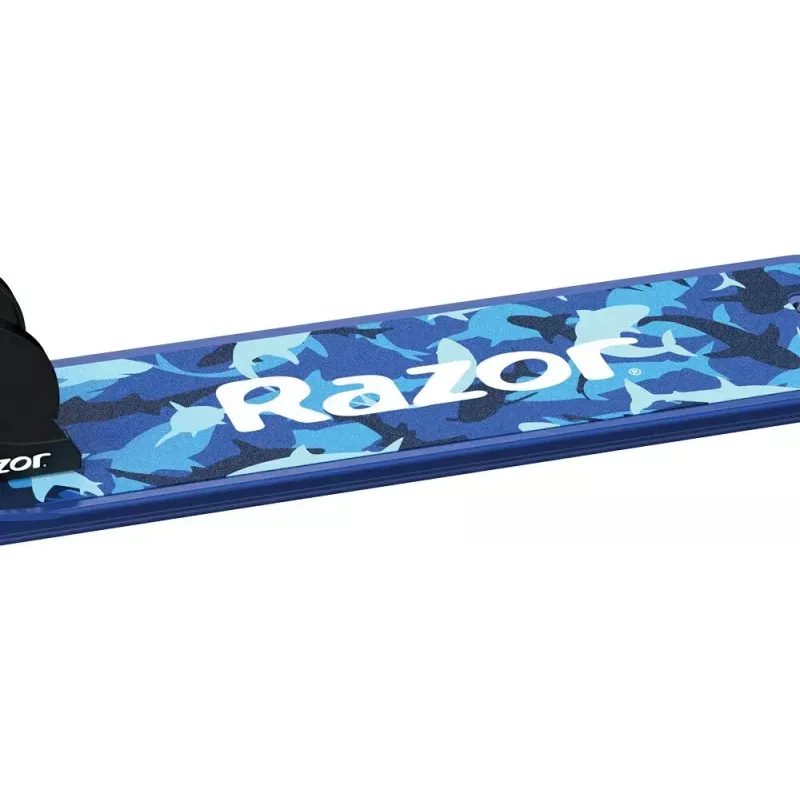 Paspirtukas Razor Model A Shark Camo – sulankstomas, lengvas, vaikams ir paaugliams