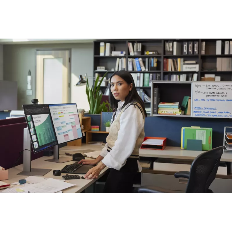 HP 925 ergonominė vertikali pelė, dešinei rankai, vertikalus dizainas, RF belaidis + Bluetooth, 4000 DPI, juoda