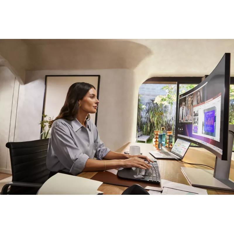 HP 925 ergonominė vertikali pelė, dešinei rankai, vertikalus dizainas, RF belaidis + Bluetooth, 4000 DPI, juoda