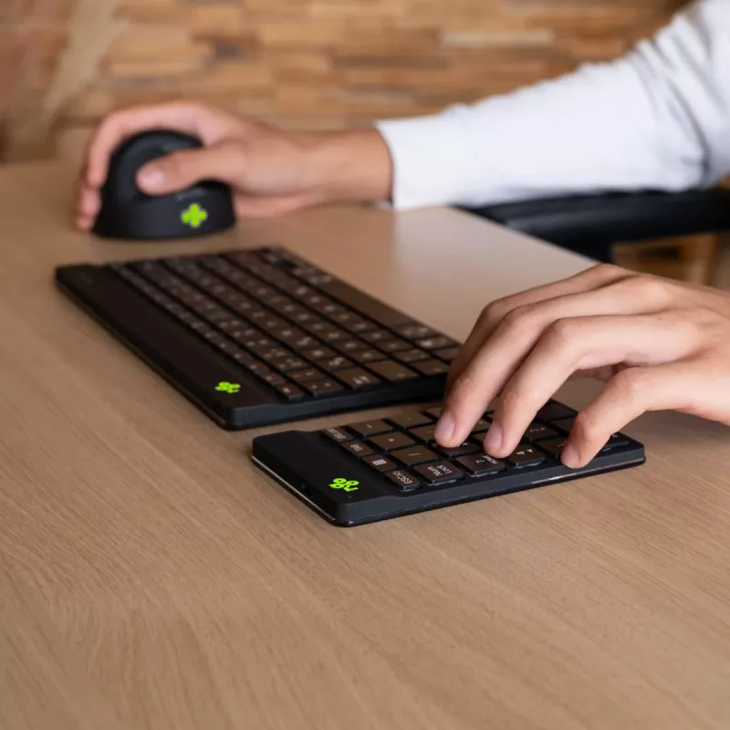 R-Go Tools Numpad Break, ergonominis skaitmeninis blokas su pertraukų programine įranga, Bluetooth, juodas