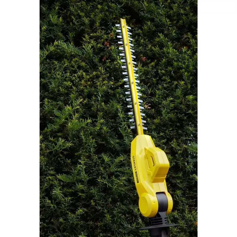 Akumuliatorinis teleskopinis krūmapjovė STANLEY FATMAX SFMCPH845M1-QW — 45 cm dvigubas peilis, 18 V Li‑Ion, 4,1 kg