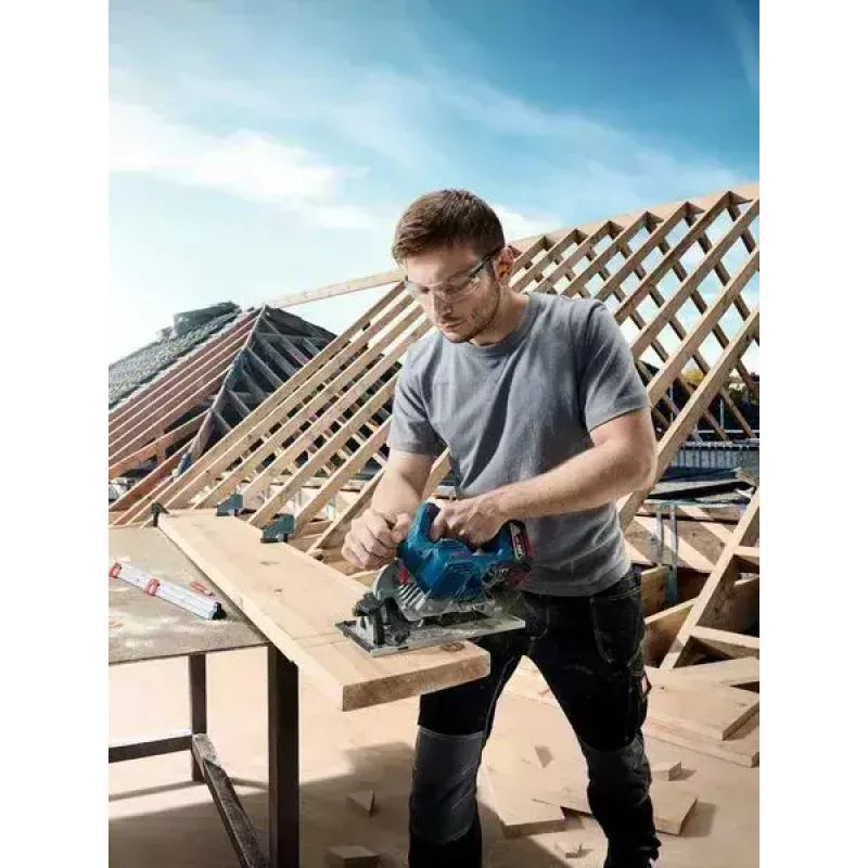 Bosch GKS 185-LI 16,5 cm belaidis pjūklas, juoda, mėlyna, pilka, 5000 aps./min.