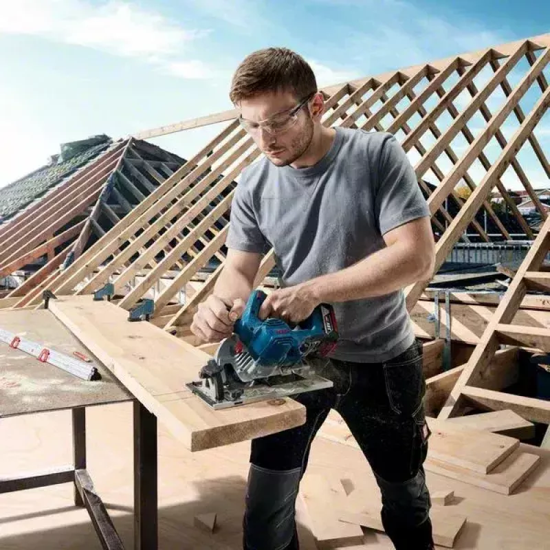 Bosch GKS 185-LI 16,5 cm belaidis pjūklas, juoda, mėlyna, pilka, 5000 aps./min.