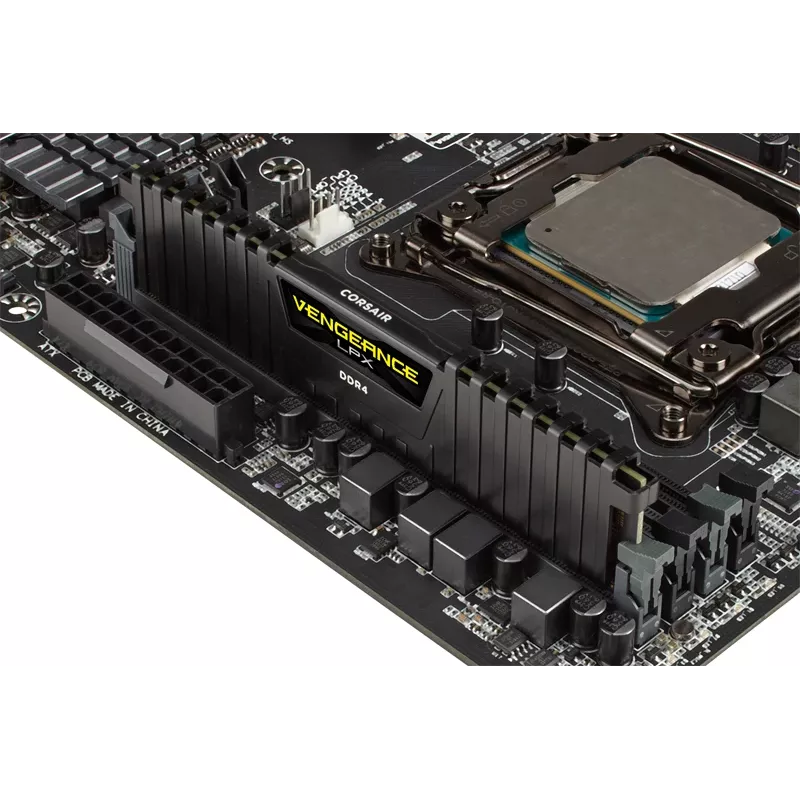 CORSAIR atminties rinkinys 32GB DDR4 2666MHz 4 moduliai C16 Vengeance Low Profile