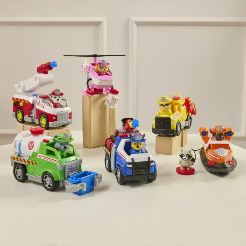PAW Patrol Rocky Rescue Fire Tanker gelbėjimo sunkvežimis su figūrėle ir griebtuvu