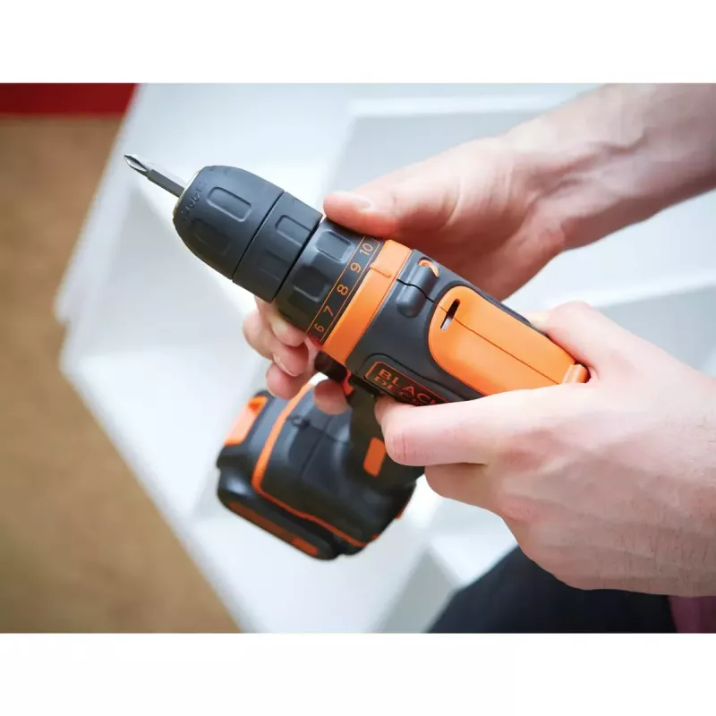 Gręžtuvas su pistoleto rankena Black & Decker BDCDD12-QW, be rakto, 1,5 Ah