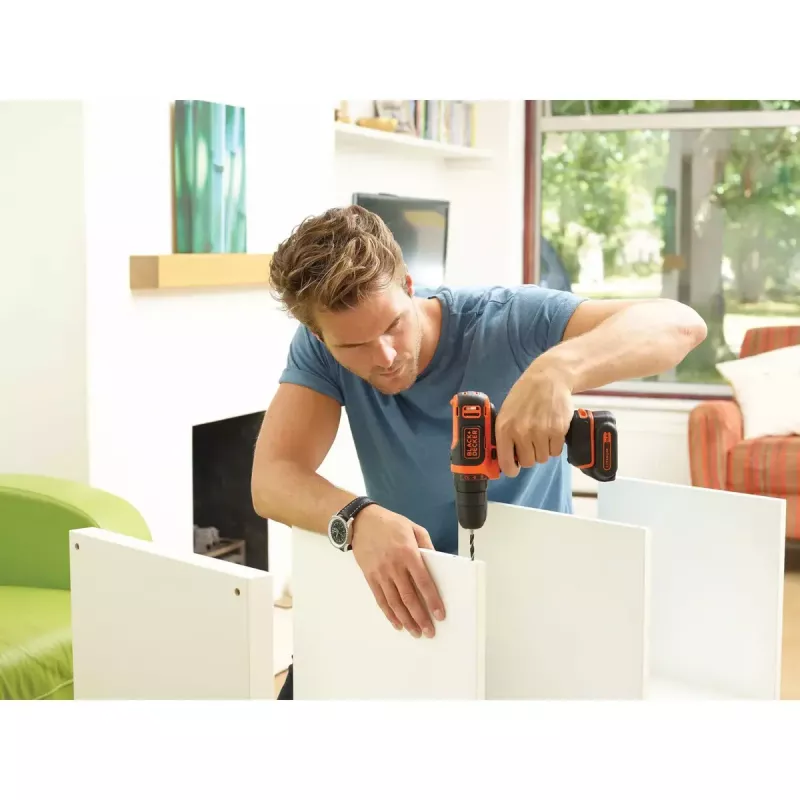 Gręžtuvas su pistoleto rankena Black & Decker BDCDD12-QW, be rakto, 1,5 Ah