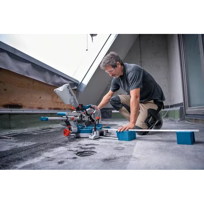 Bosch GCM 18V-216 D PROFESSIONAL pjūklas kampinis belaidis 5000 RPM