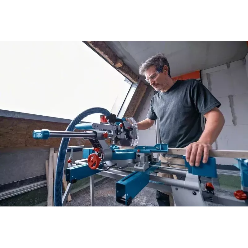 Bosch GCM 18V-216 D PROFESSIONAL pjūklas kampinis belaidis 5000 RPM