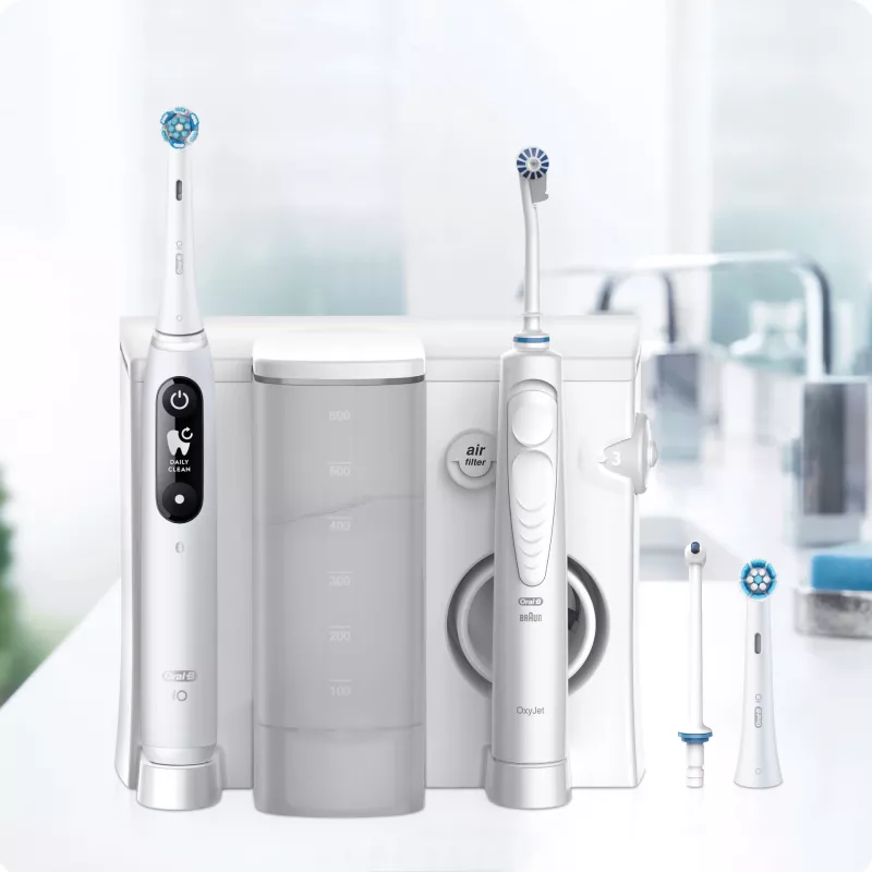 Sukamasis-osciliuojantis dantų šepetėlis Oral-B iO6 Baltas Suaugusiems Baterija 2 šepetėlių galvutės