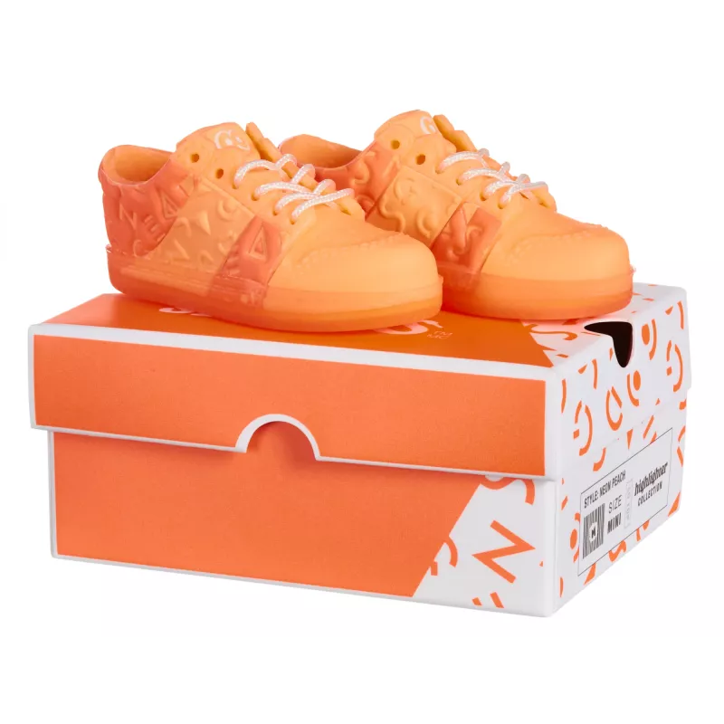 Miniverse Make It Mini Sneakers PDQ – miniatiūrinių sportbačių rinkinys, 8 m., įvairiaspalvis, plastikas