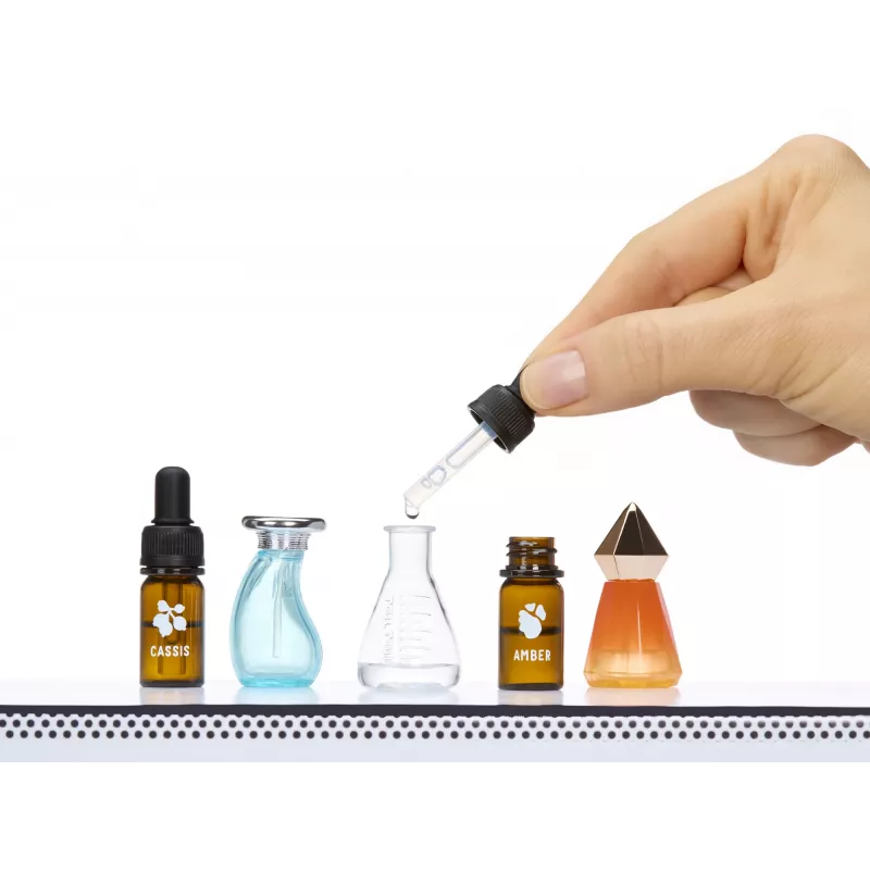 Miniverse Make It Mini Fragrances in PDQ – vaikiškas kvepalų gaminimo rinkinys, 8 m., įvairiaspalvis