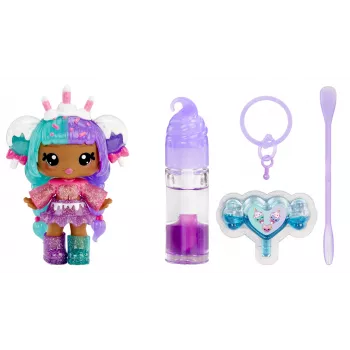 MGA Entertainment Yummiland paslaptingas lūpų blizgesio lėlė – Carly Cakepop