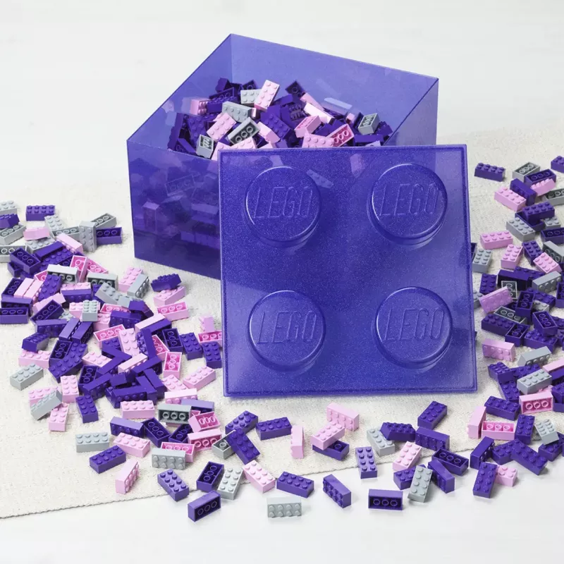 Laikymo dėžė Room Copenhagen LEGO Storage Brick 4 Top Lid Glitter — violetinė/permatoma