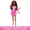 Barbie 65-ųjų metinių karjeros lėlė Pop žvaigždė su 10 aksesuarų, įskaitant besisukančią sceną