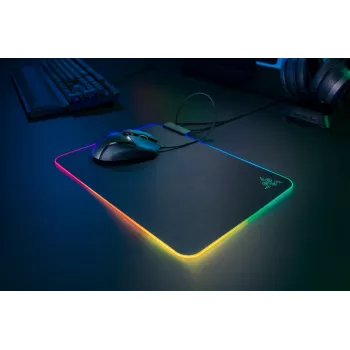 RAZER Firefly V2 žaidimų pelės kilimėlis juodas