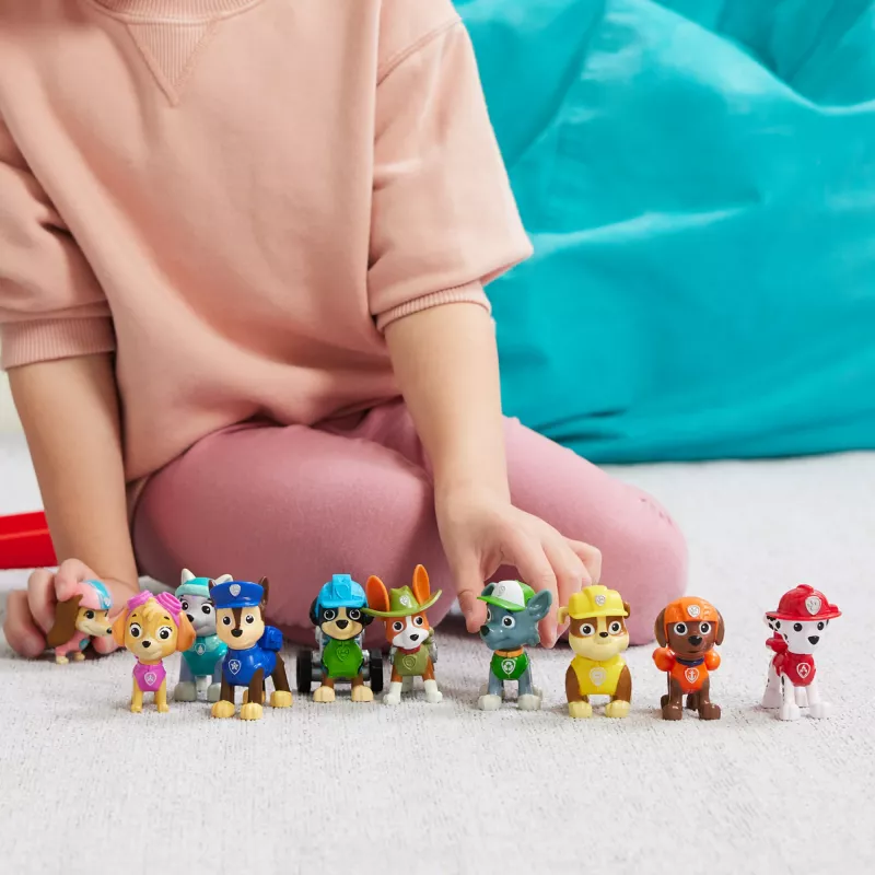 PAW Patrol 10-mečio jubiliejinis dovanų rinkinys „Visos letenos ant denio“ su 10 kolekcinių figūrėlių, žaislai vaikams nuo 3 metų