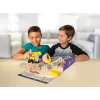 Kinetic Sand Dig N' Demolish rinkinys su 1 kg žaidimo smėlio ir žaisliniu sunkvežimiu, sensorinis žaislas vaikams nuo 5 metų