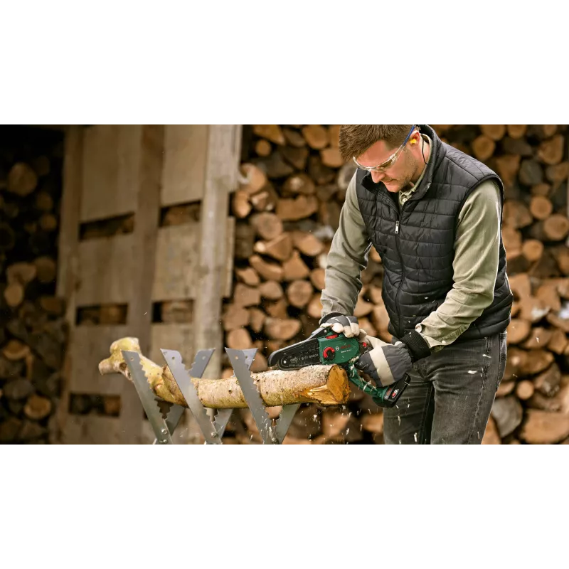 Bosch EasyChain 18V-15-7 grandininis pjūklas (juoda, žalia)