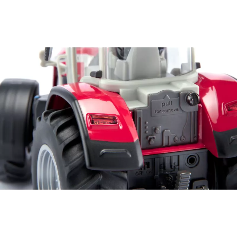 Siku Massey Ferguson 9S valdomas traktorius su Bluetooth programėle – mastelio modelis, įkraunamas