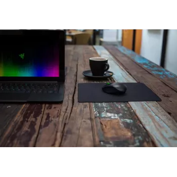 RAZER Goliathus Mobile Mouse Mat Stealth Edition – nešiojamas pelės kilimėlis