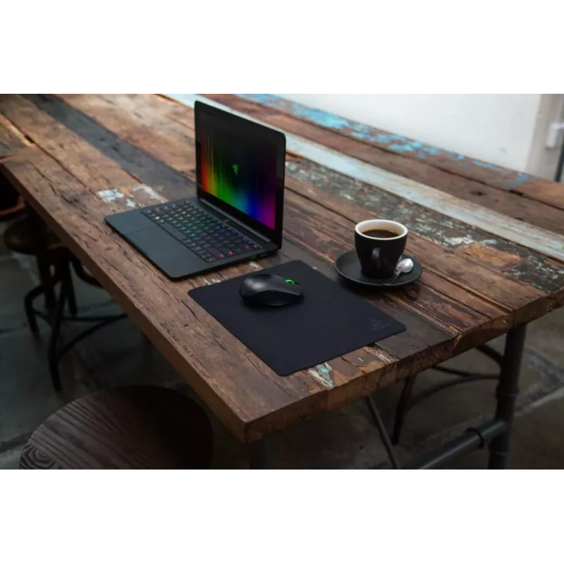 RAZER Goliathus Mobile Mouse Mat Stealth Edition – nešiojamas pelės kilimėlis
