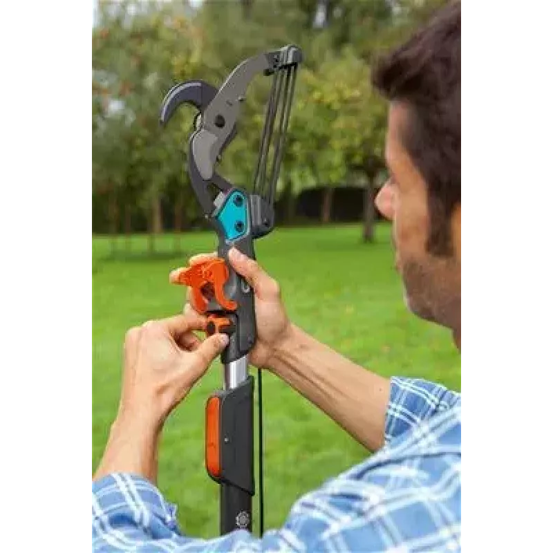Teleskopinė rankena Gardena Combisystem 210–390 cm
