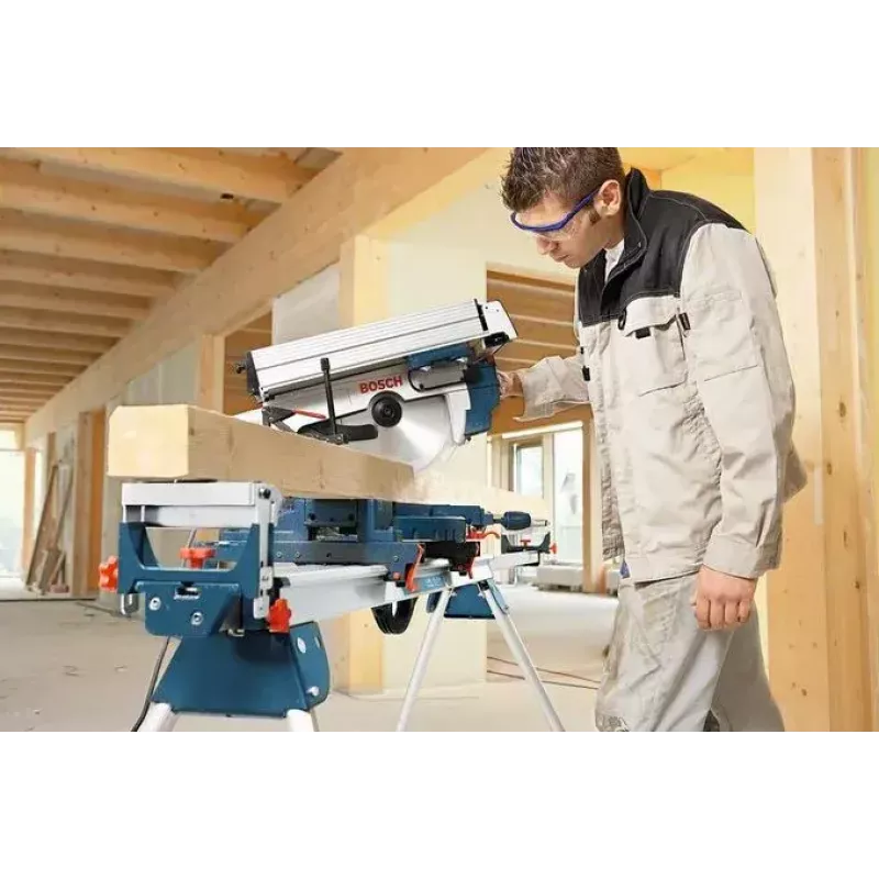 Pjūklas Bosch GTM 12 JL + GTA 2600 3800 RPM 1800 W