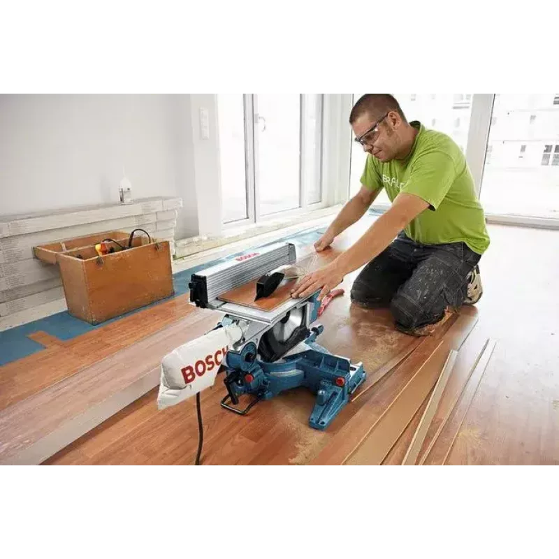 Pjūklas Bosch GTM 12 JL + GTA 2600 3800 RPM 1800 W