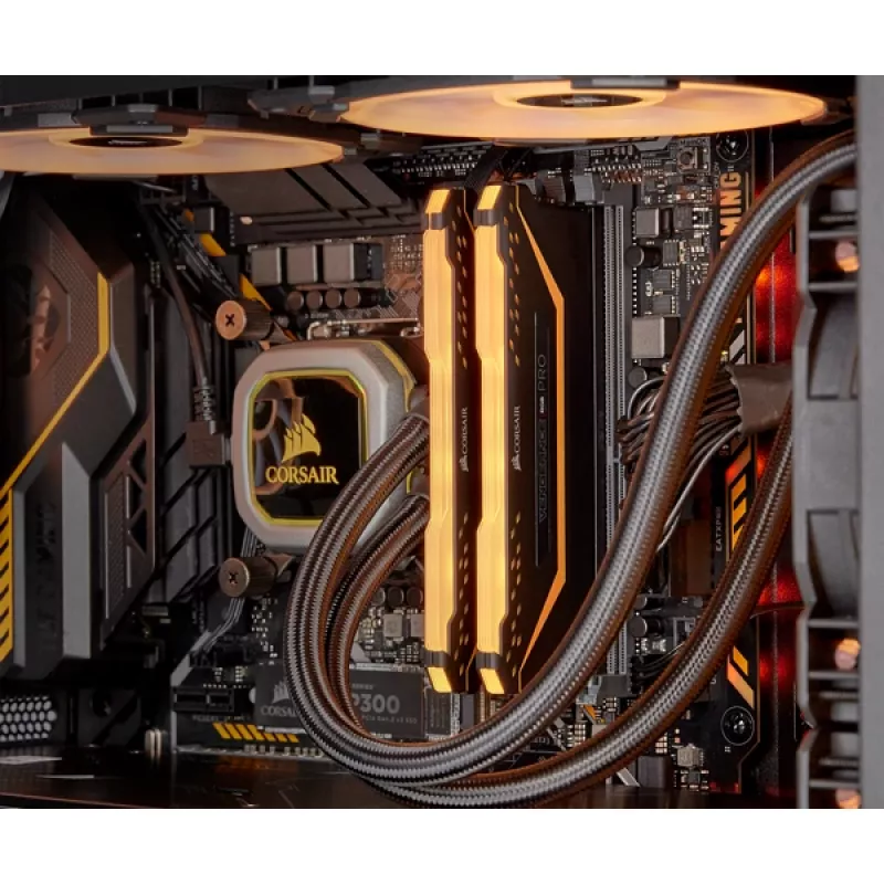 CORSAIR atmintis 16GB DDR4 3200MHz 2x8GB C16 - juoda (atidaryta pakuotė)
