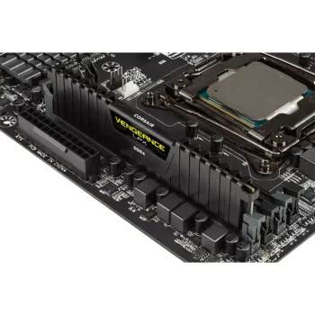 CORSAIR Vengeance LPX 8GB DDR4 3000MHz C16 juoda