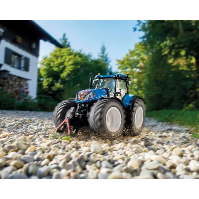 Siku 3291 Traktoriaus modelis New Holland T7 Heavy Duty 1:32