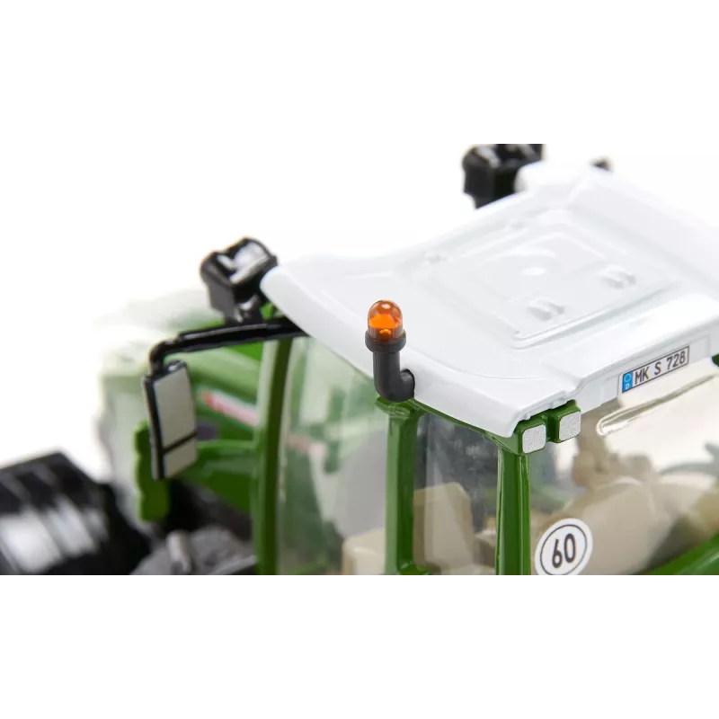 Siku 3293 Farmer Fendt 728 Vario traktoriaus modelis 1:32 masteliu, nuo 3 m.