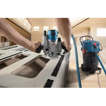 Bosch 0 601 9C3 300 dulkių siurblys 55 L šlapiam ir sausam valymui 1380 W be maišelio