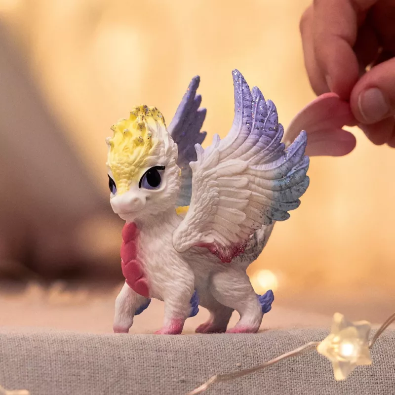 Figūrėlė Schleich BAYALA Vaivorykštinis Kūdikis Drakonas nuo 5 metų, smėlio, mėlynos, žalios spalvos, Vienaragis/Pegasas tema