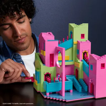 Mattel MEGA Squid Game laiptų statybos rinkinys su figūrėle (1707 dalių) kolekcininkams
