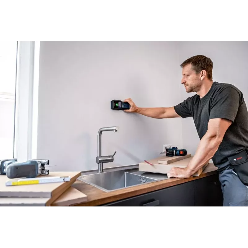 Bosch GMS 120-27 profesionalus universalus detektorius – laidai, metalas, spalvotieji metalai, mediena