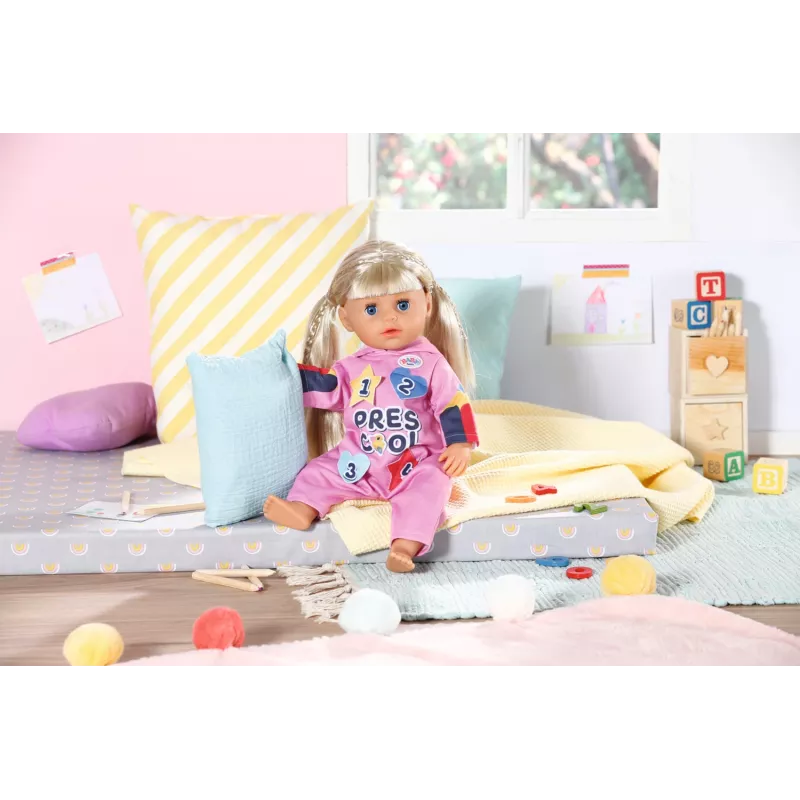 BABY born Kindergarten Romper+Badges – kombinezonas lėlei su ženkliukais, 2 metai, 55 g